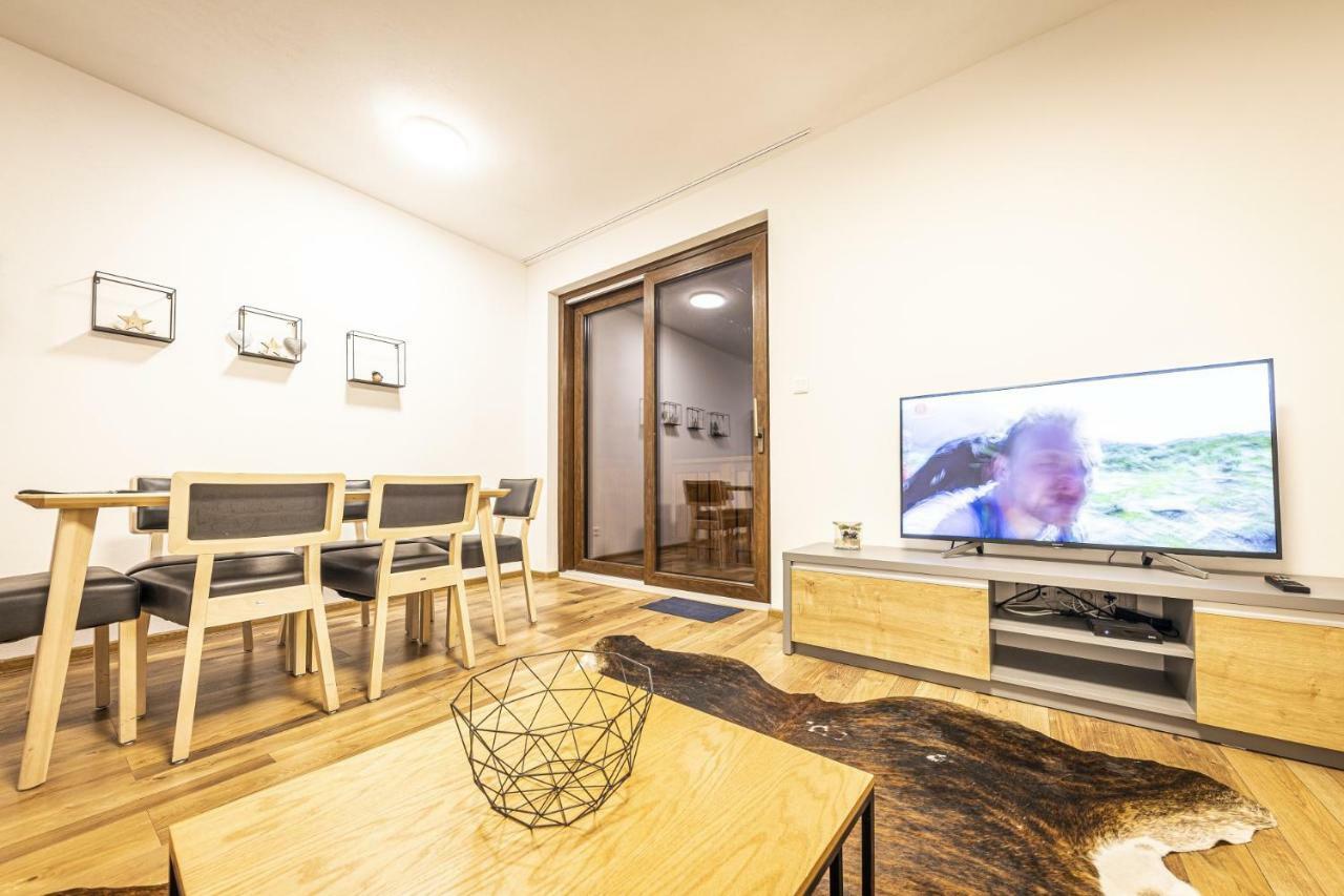 Apartmanovy Dom Poludnica - Chopok Juh Tále Kültér fotó