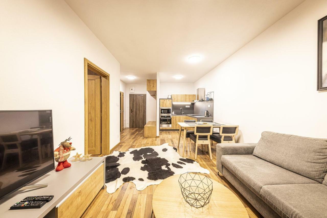 Apartmanovy Dom Poludnica - Chopok Juh Tále Kültér fotó