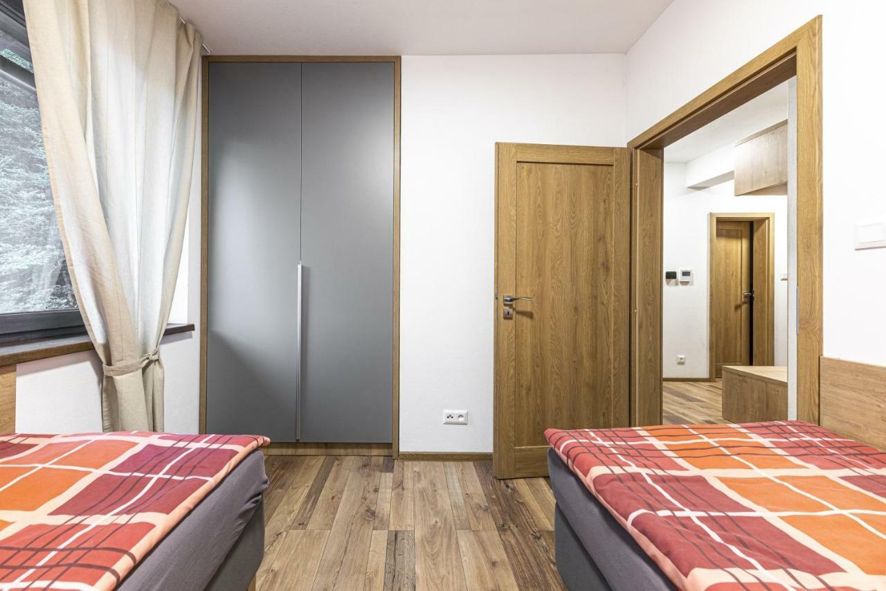 Apartmanovy Dom Poludnica - Chopok Juh Tále Kültér fotó